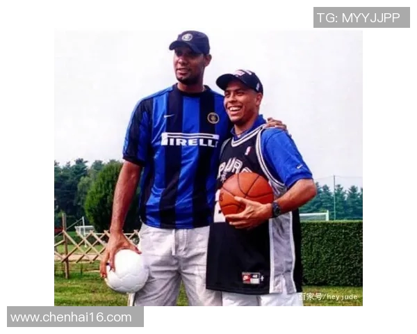 当篮球巨星邂逅足球明星爱情故事背后的精彩瞬间